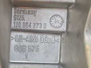 bontott VW GOLF IV Könyöklő Tartó Konzol