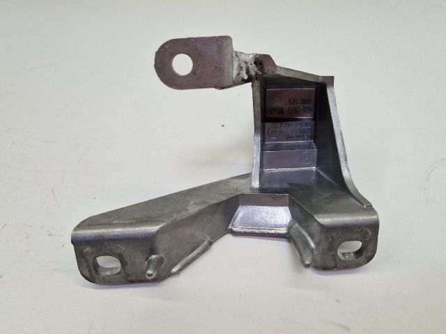 bontott VW GOLF IV Könyöklő Tartó Konzol