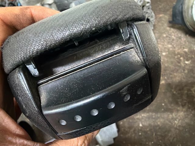 bontott VW GOLF IV Könyöklő