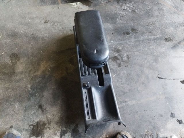 bontott VW GOLF IV Könyöklő