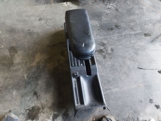 bontott VW GOLF IV Könyöklő