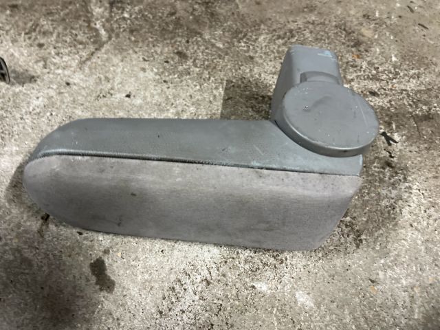 bontott VW GOLF IV Könyöklő