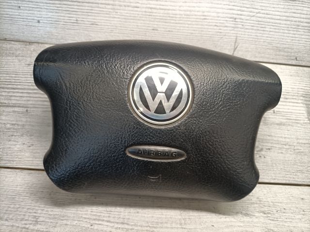 bontott VW GOLF IV Kormánylégzsák