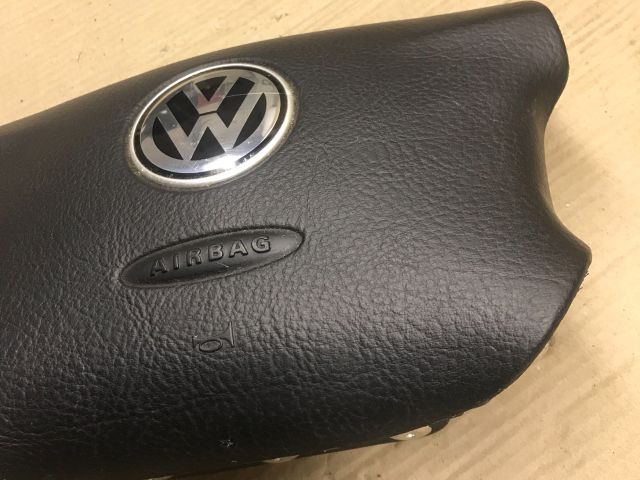 bontott VW GOLF IV Kormánylégzsák