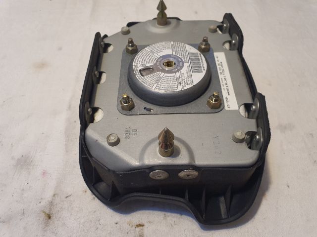 bontott VW GOLF IV Kormánylégzsák