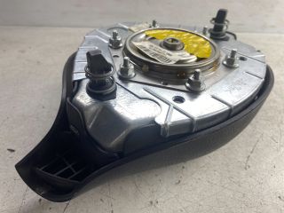 bontott VW GOLF IV Kormánylégzsák