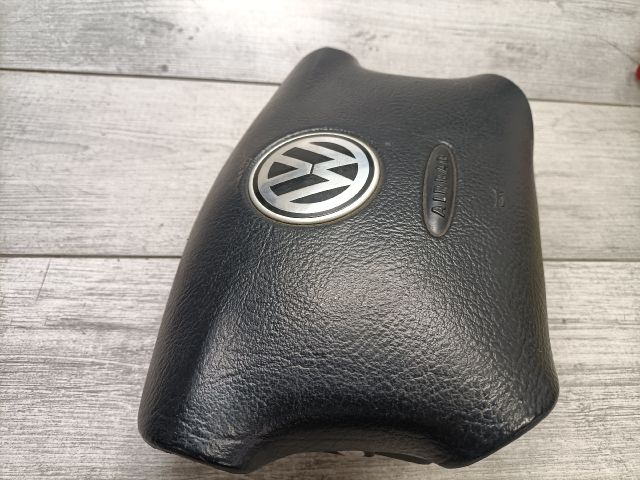 bontott VW GOLF IV Kormánylégzsák
