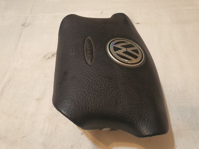 bontott VW GOLF IV Kormánylégzsák