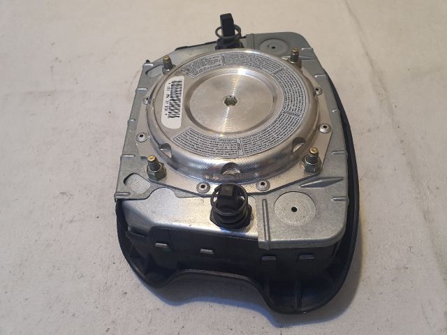 bontott VW GOLF IV Kormánylégzsák