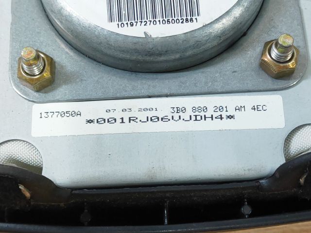 bontott VW GOLF IV Kormánylégzsák