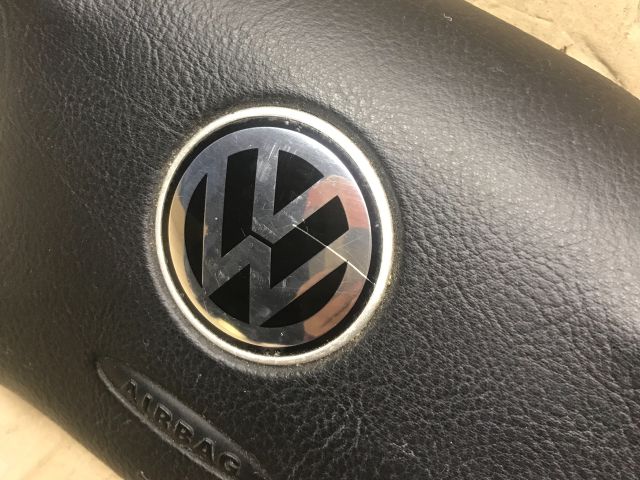 bontott VW GOLF IV Kormánylégzsák