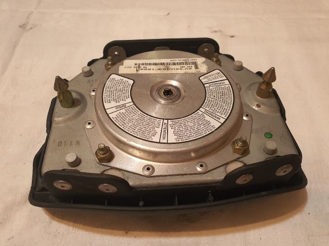 bontott VW GOLF IV Kormánylégzsák