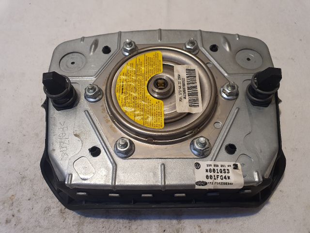 bontott VW GOLF IV Kormánylégzsák