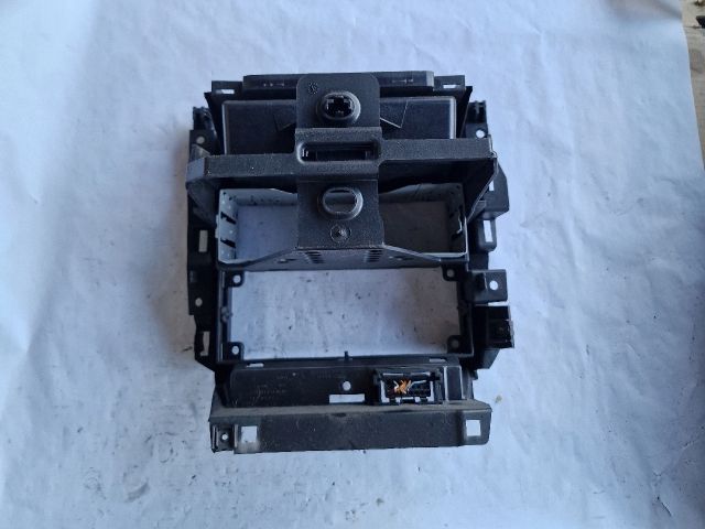 bontott VW GOLF IV Középkonzol Keret