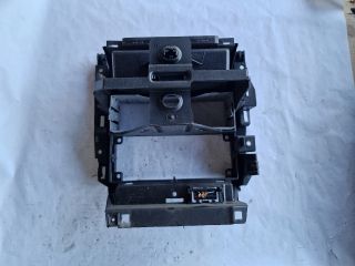 bontott VW GOLF IV Középkonzol Keret