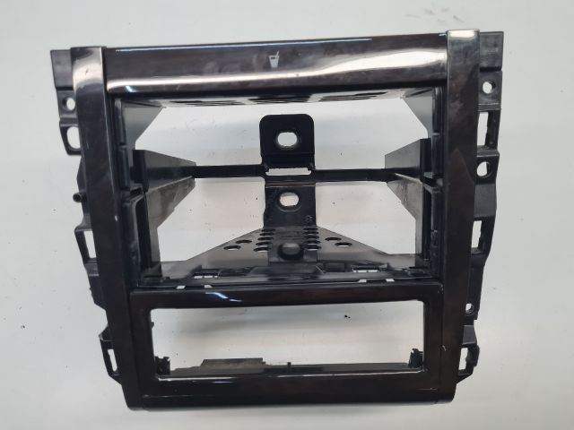 bontott VW GOLF IV Középkonzol Keret