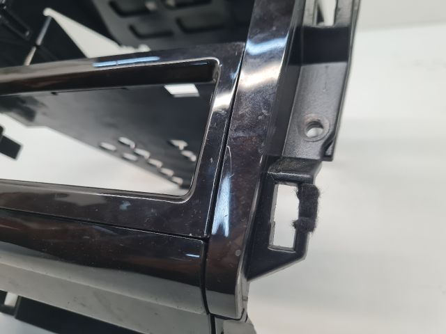 bontott VW GOLF IV Középkonzol Keret