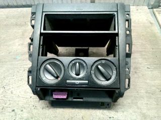 bontott VW GOLF IV Középkonzol Keret