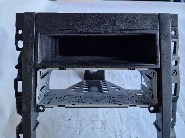 bontott VW GOLF IV Középkonzol Keret