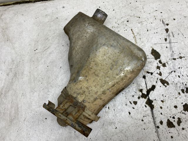 bontott VW GOLF IV Középső Kipufogó Dob Hővédő Lemez