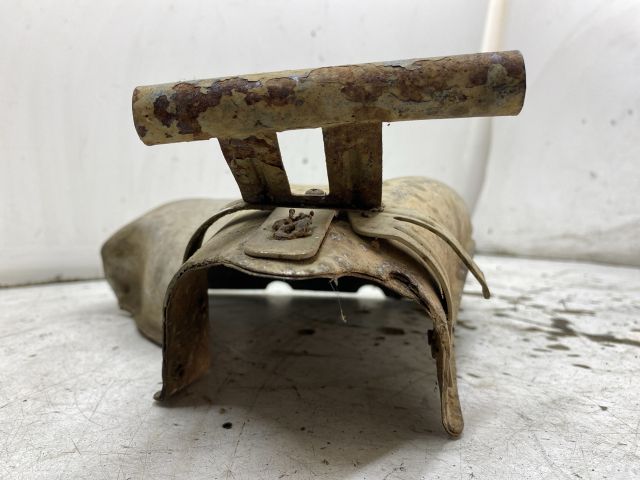 bontott VW GOLF IV Középső Kipufogó Dob Hővédő Lemez