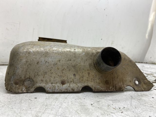 bontott VW GOLF IV Középső Kipufogó Dob Hővédő Lemez