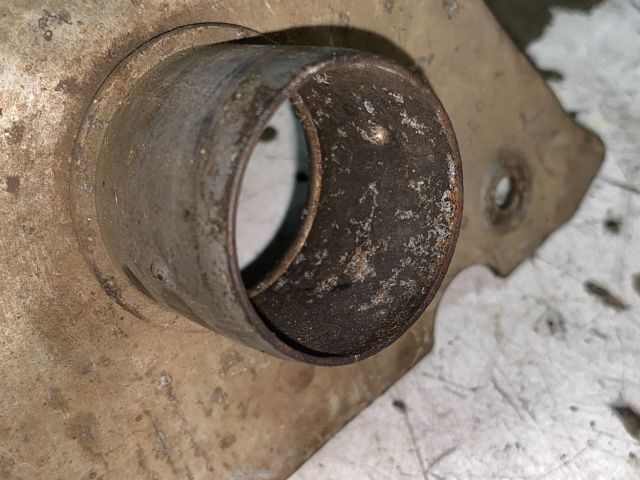 bontott VW GOLF IV Középső Kipufogó Dob Hővédő Lemez