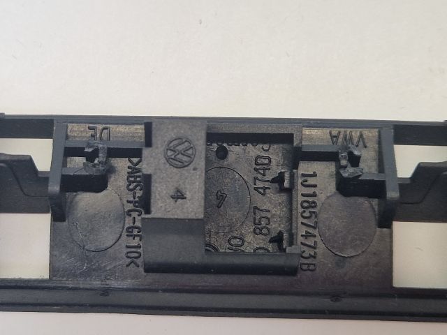 bontott VW GOLF IV Középső Szellőző