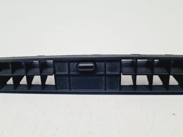 bontott VW GOLF IV Középső Szellőző