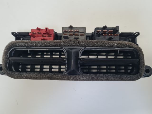 bontott VW GOLF IV Középső Szellőző