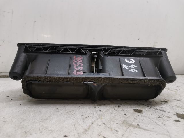 bontott VW GOLF IV Középső Szellőző