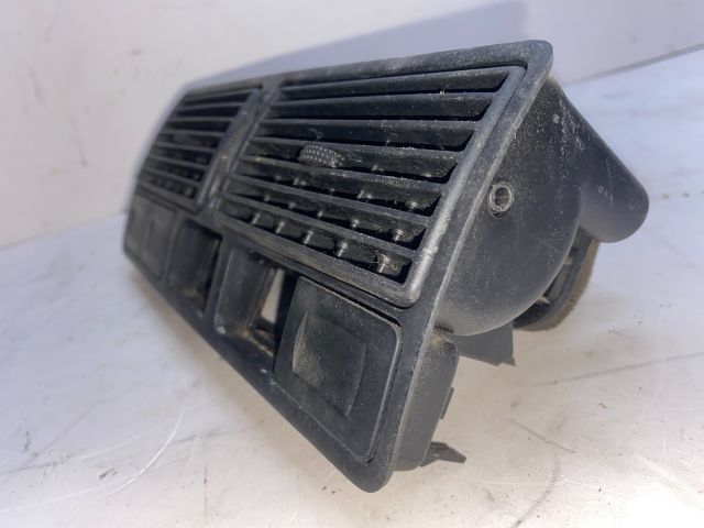bontott VW GOLF IV Középső Szellőző