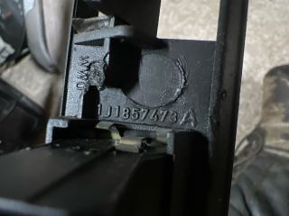 bontott VW GOLF IV Középső Szellőző