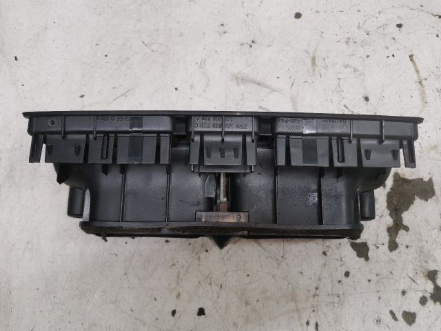 bontott VW GOLF IV Középső Szellőző