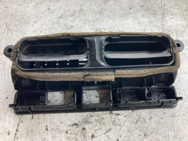 bontott VW GOLF IV Középső Szellőző