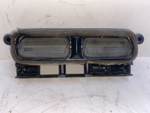 bontott VW GOLF IV Középső Szellőző