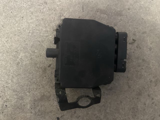 bontott VW GOLF IV Központizár Elektronika