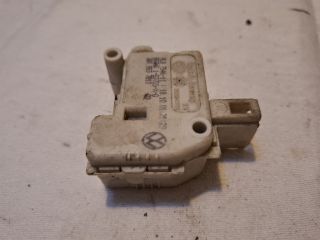 bontott VW GOLF IV Központizár Motor Csomagtérajtó