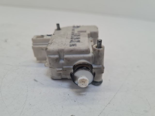 bontott VW GOLF IV Központizár Motor Csomagtérajtó