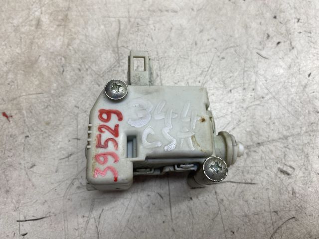 bontott VW GOLF IV Központizár Motor Csomagtérajtó