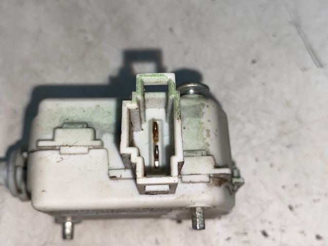 bontott VW GOLF IV Központizár Motor Csomagtérajtó