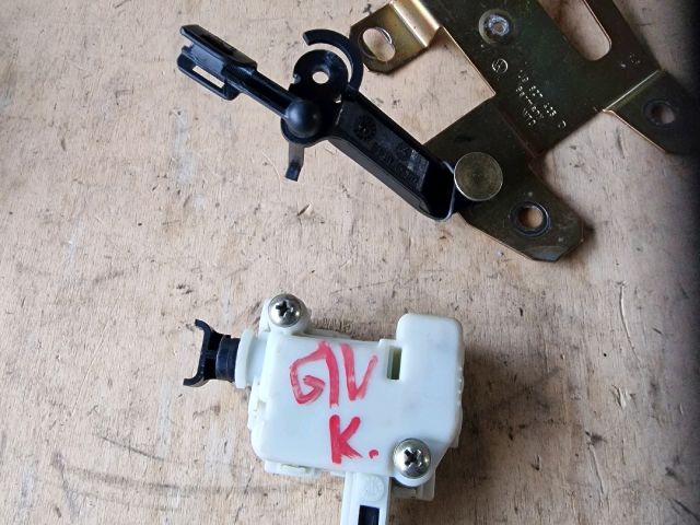 bontott VW GOLF IV Központizár Motor Csomagtérajtó