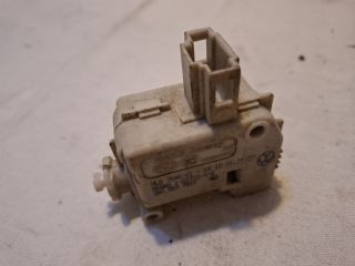 bontott VW GOLF IV Központizár Motor Csomagtérajtó