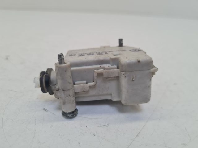 bontott VW GOLF IV Központizár Motor Csomagtérajtó