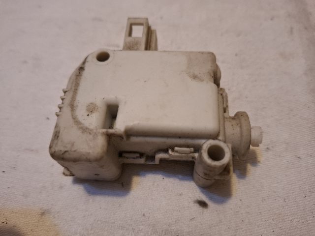 bontott VW GOLF IV Központizár Motor Csomagtérajtó