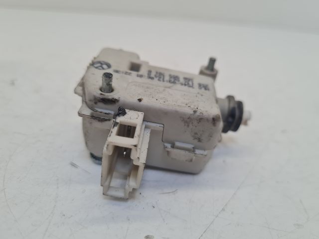 bontott VW GOLF IV Központizár Motor Csomagtérajtó