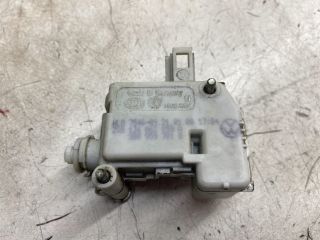 bontott VW GOLF IV Központizár Motor Csomagtérajtó