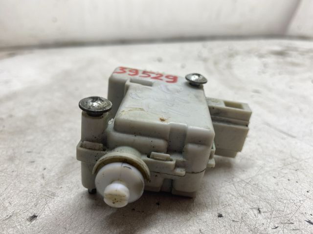 bontott VW GOLF IV Központizár Motor Csomagtérajtó