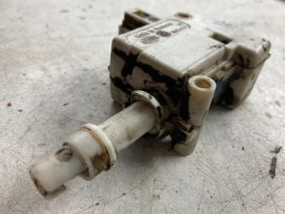 bontott VW GOLF IV Központizár Motor (Pozíciófüggetlen)