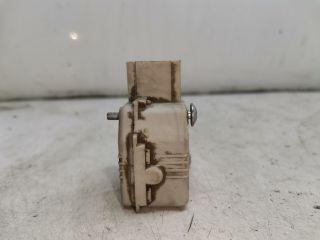 bontott VW GOLF IV Központizár Motor Tankajtó